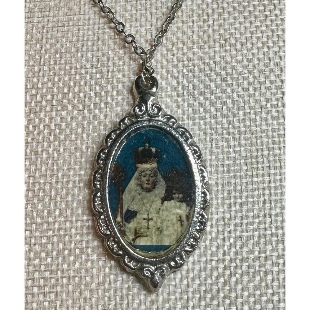 VTG Catholic Madonna & Child Pendant Necklace Silver Tone Religious Devotion 26"